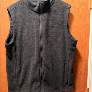 Gray North River Outfitters Sleeveless Zip-Up Vest size L